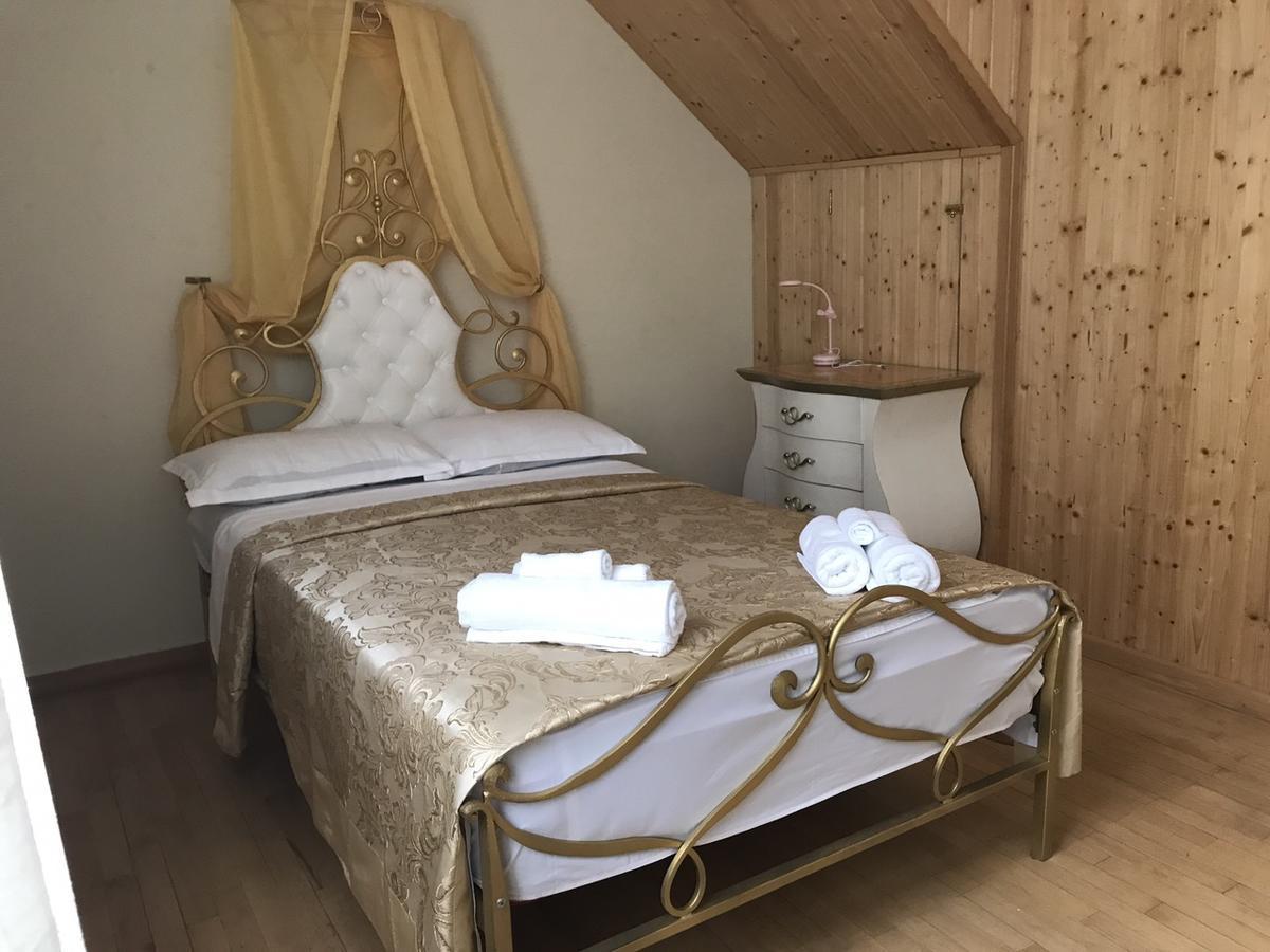 Rare House With Garden Villa Тбилиси Екстериор снимка